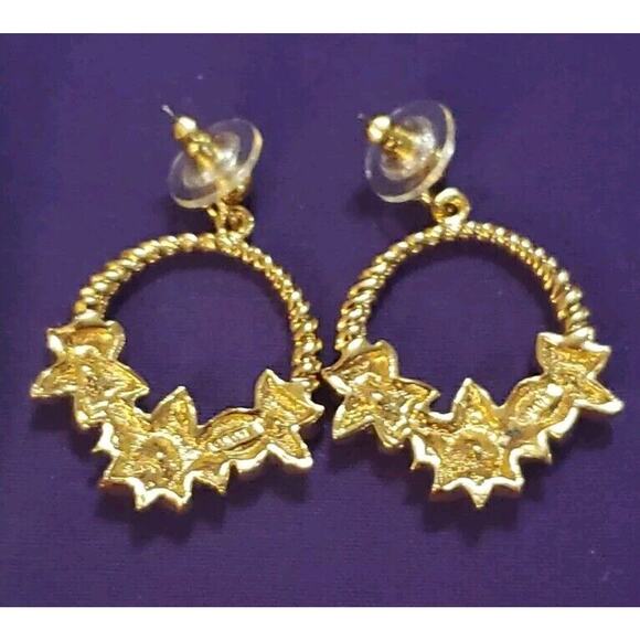 Vintage Avon Signed Poinsettia Dangle Hoop Pierced Earrings Gold Tone Red Enamel - Picture 7 of 8